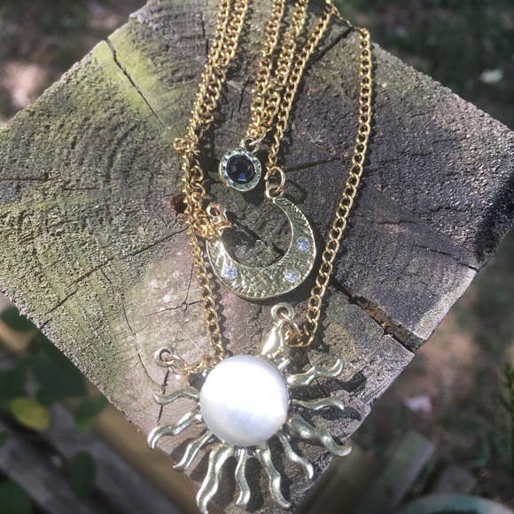 NWT! Dark Gold 3 layered sun & moon necklace - Picture 11 of 16